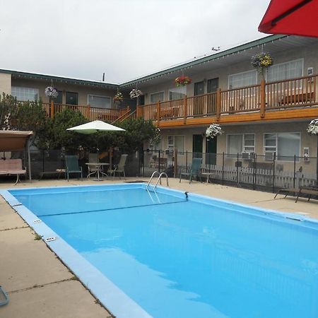 Lazy Bear Lodge Кранбрук Екстер'єр фото